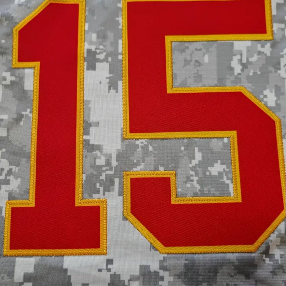 NFL Kansas City Chiefs Patrick Mahomes 15 Stitched Football Jersey Digi Camo 3XL - Picture 4 of 5